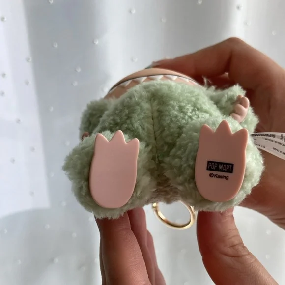 AUTHENTIC POP MART LABUBU - THE MONSTERS EXCITING MACARON EDITION - GREEN GRAPE - Picture 6 of 6